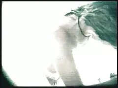 Homme pervers, fille confondue avec poupée. film x amateur gratuit francais