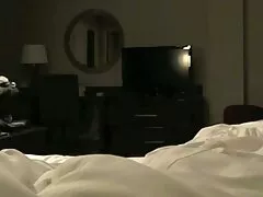 Une secrétaire film x francais annee 2000 à lunettes a baisé une fille excitée.