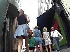 La petite amie film porno en vf de Skodnik était en bas.
