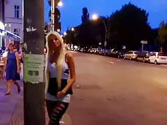 Le patron lui a mis le panier dans le cul. film porno francais 2017