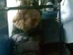 Babe joue film porno 2019 français la chatte sur la caméra.