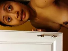 Fragile film porno amateur en francais fille avec flexible cul se trouve magnifiquement sur sa graisse